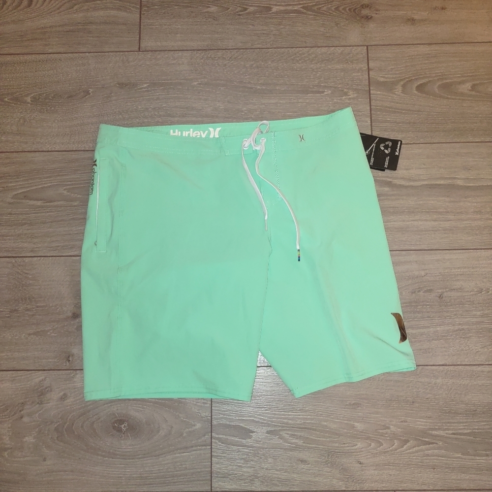 HURLEY water repellant shorts nwt